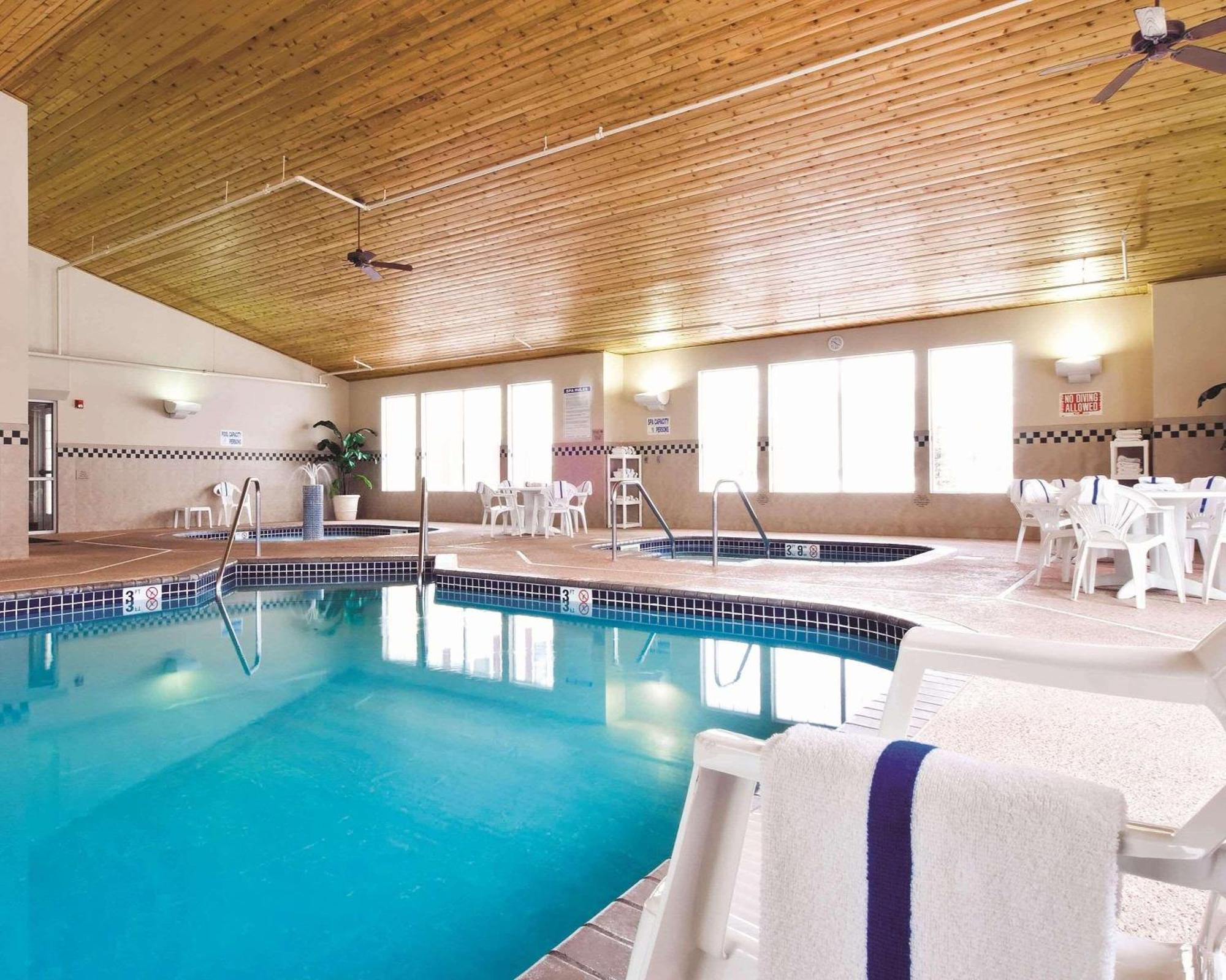 Country Inn & Suites By Radisson Albertville Near Outlet Mall Съоръжения снимка