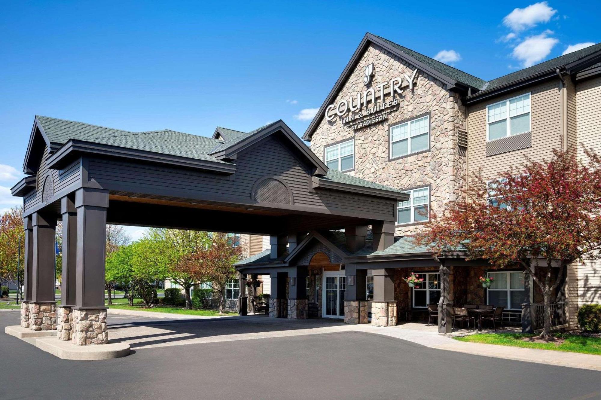 Country Inn & Suites By Radisson Albertville Near Outlet Mall Екстериор снимка